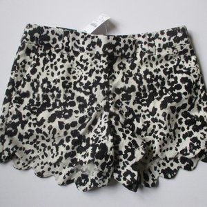 NWT NEW J Crew Stretch Chino City Fit 3" Scalloped Shorts - 0 - Cheetah Print